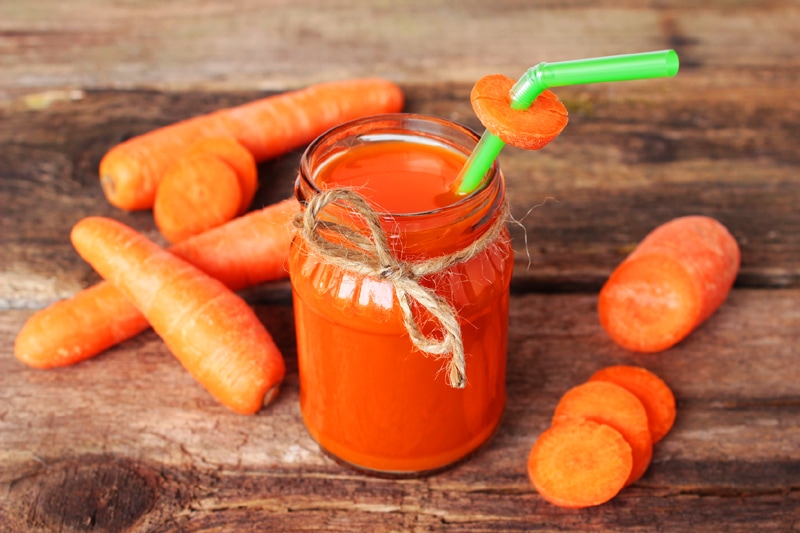 Karotten-Apfel Saft
